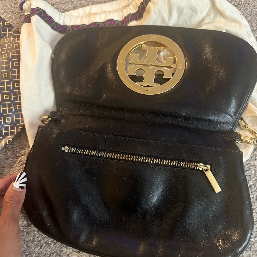 Tory Burch Black and Gold Purse - Picture 3 of 5